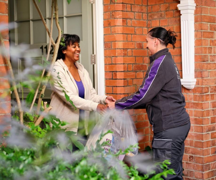 Household food waste levels threaten UK's carbon reduction ambitions: WRAP & retailer collaboration